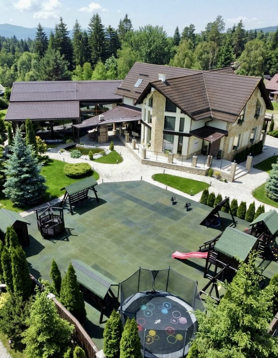 BRAN VILLA | TRANSYLVANIA, ROMANIA
