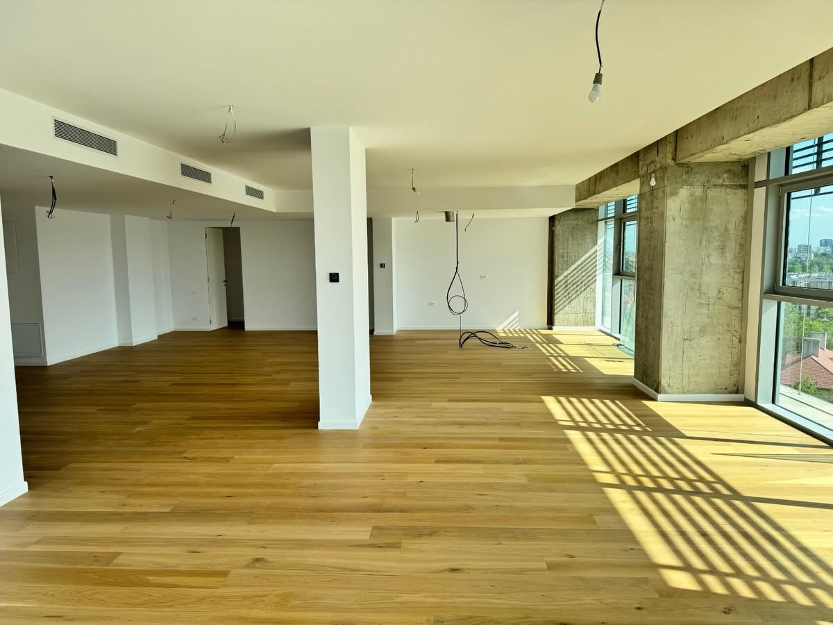 Apartament cu 5 Camere | 352,5 mp Total | Terase Spectaculoase | Up-Site Floreasca 4