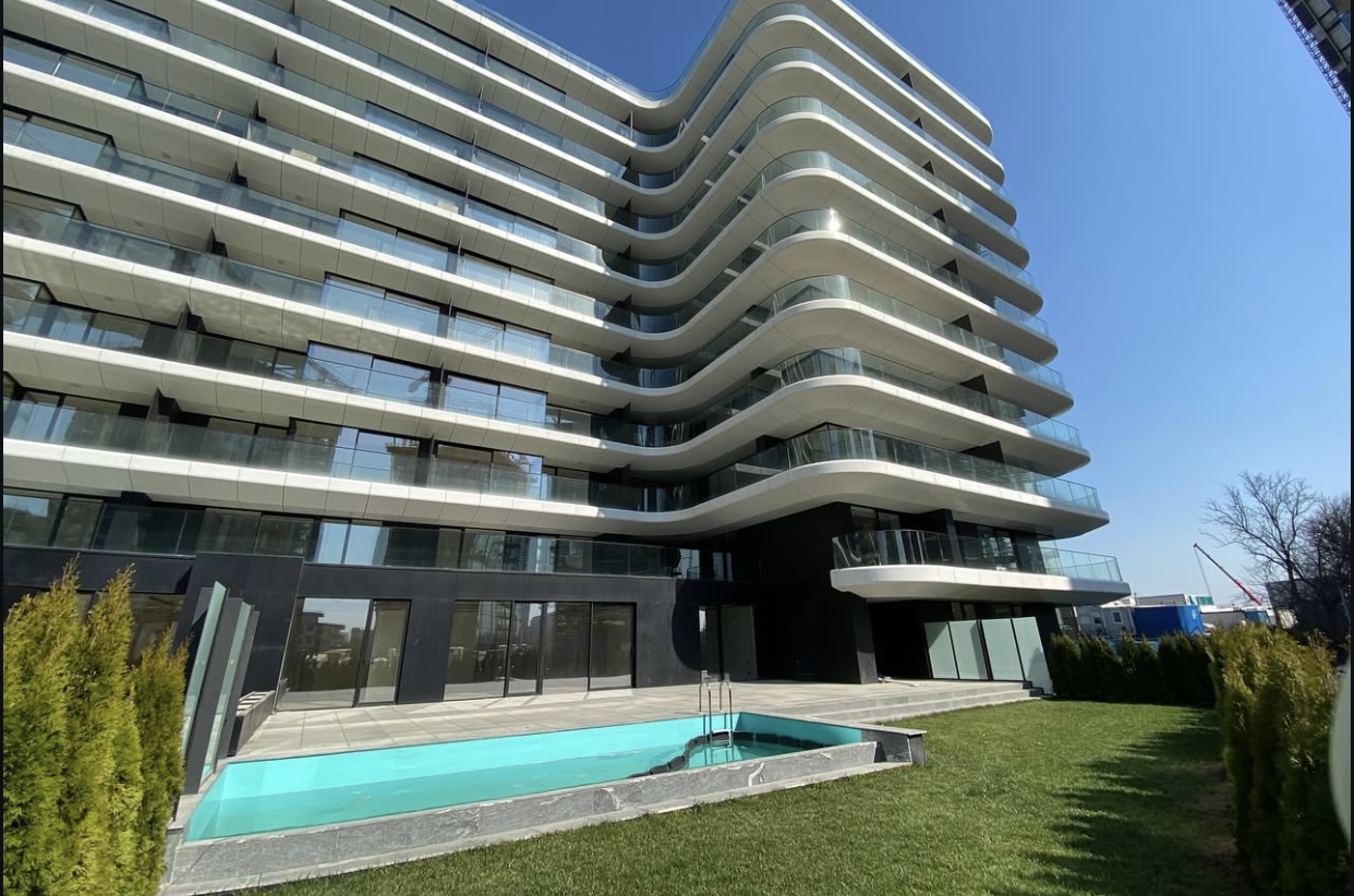 Invest in Luxury Living – Yacht Kid.  4