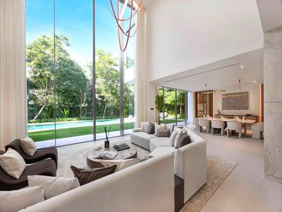 A private villa in Al Barari 2