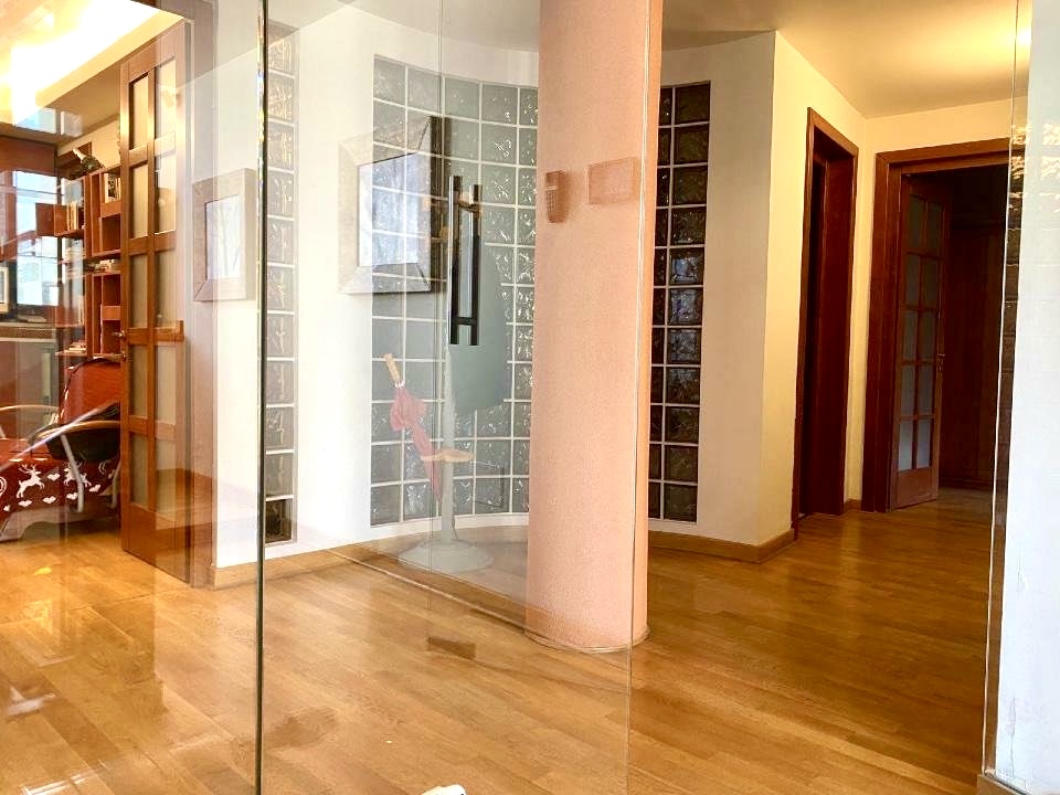 Apartament Premium cu 3 Camere și Terasă de 30 mp – Zona Șchei, Brașov 3